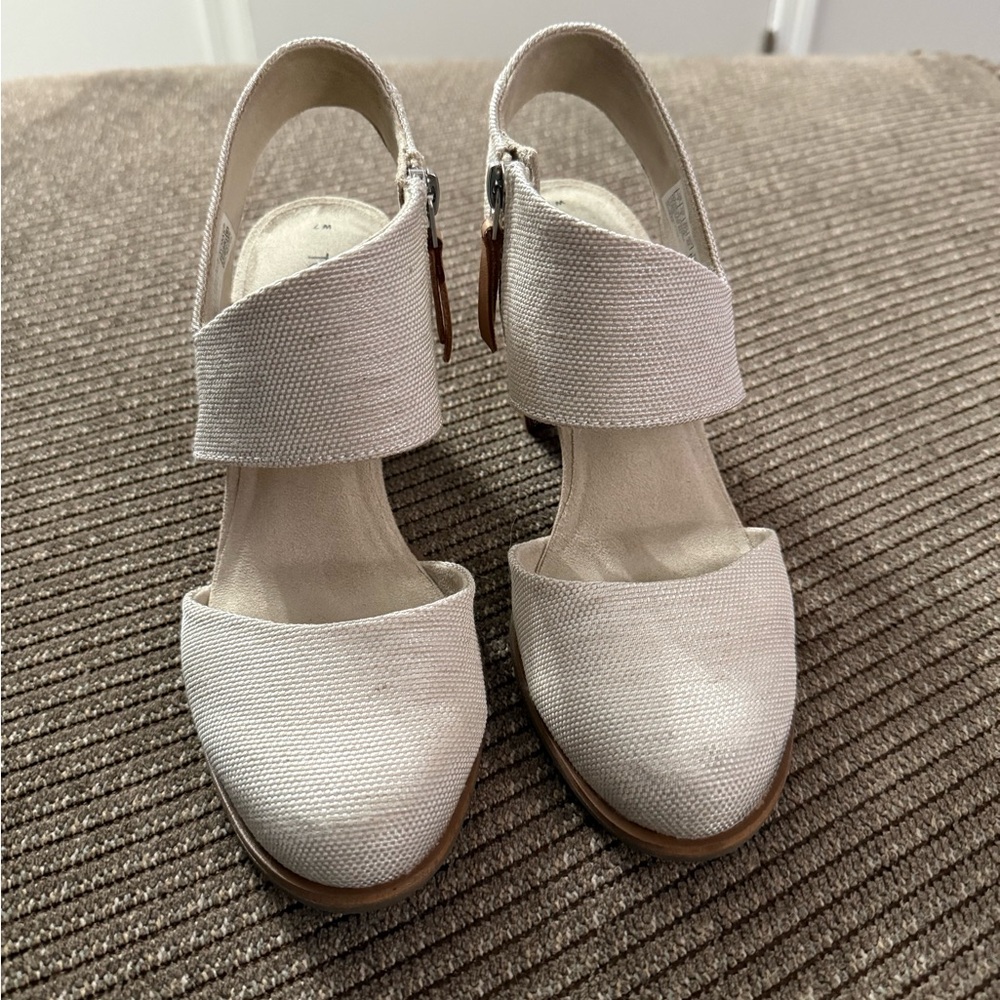 Toms, Majorca Closed Toe, Natural Yarn Dye, white/cream